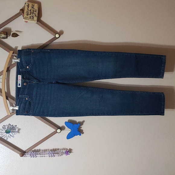 Levi's Denim - Levi's Demi Curve